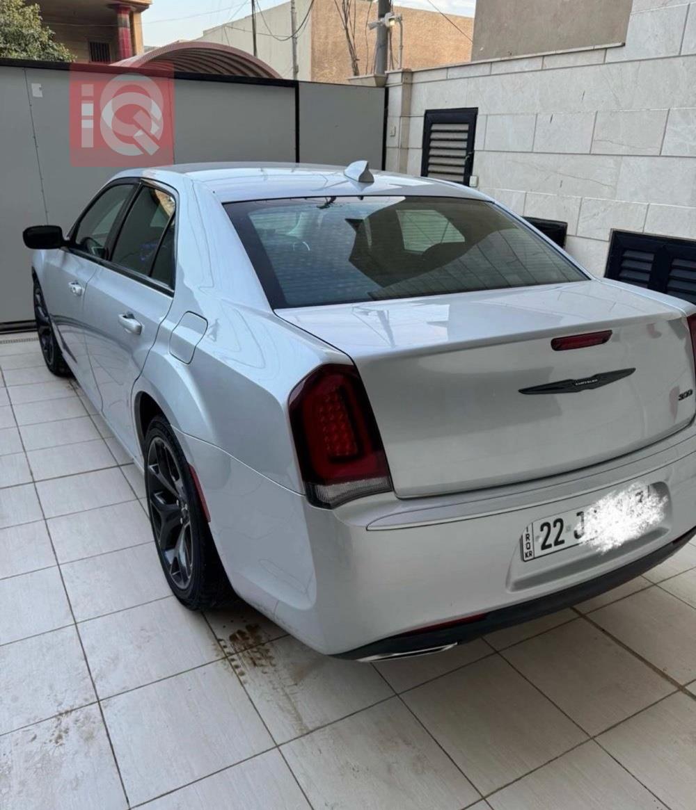 Chrysler 300